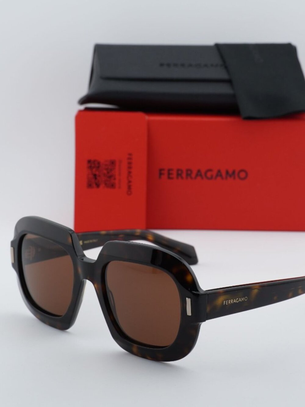 Salvatore Ferragamo SF2068SE 242 Butterfly Sunglasses - Havana / Brown